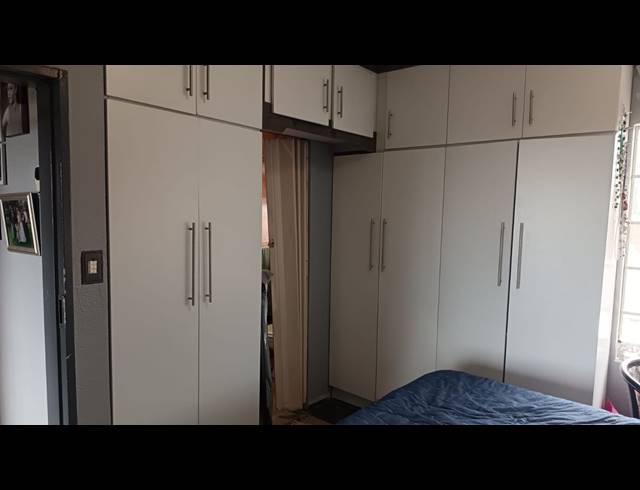 4 BEDROOM DETACHED FOR SALE IN SOUTH CREST